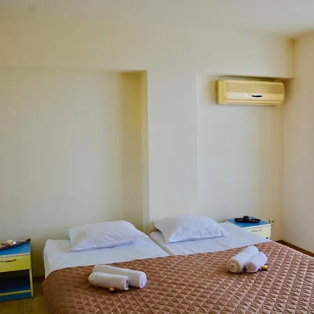 Rainbow 1 Complex Aparthotel 3*