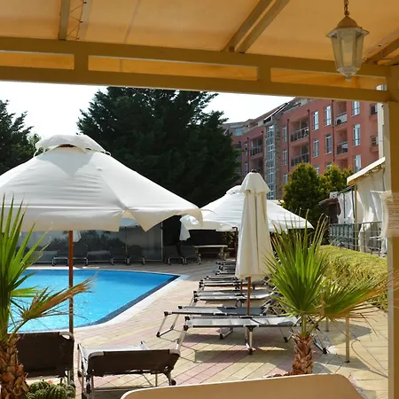 Rainbow 1 Complex 3*