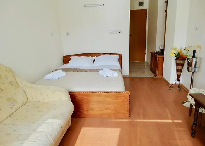 Lejlighedshotel Rainbow 1 Complex 3*