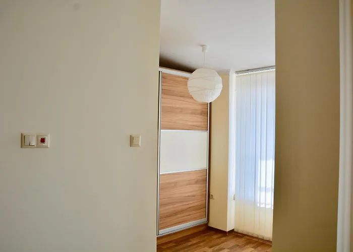 Rainbow 1 Complex Lägenhetshotell Slăntjev Brjag