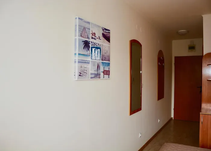 Rainbow 1 Complex Lägenhetshotell Slăntjev Brjag