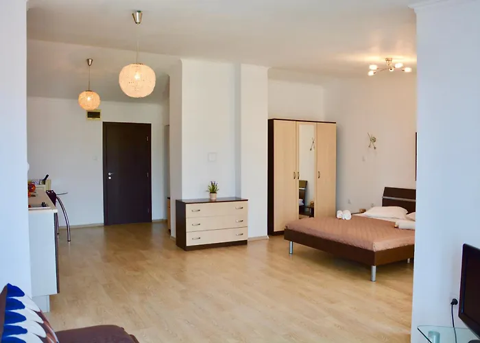 Lägenhetshotell Rainbow 1 Complex